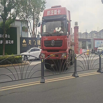 鄭州半掛倒車培訓班，牽引半掛車培訓