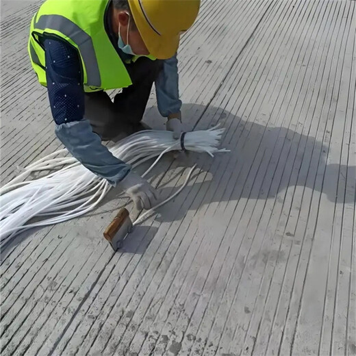 江西水泥路面自流平嵌缝胶伸缩缝密封胶