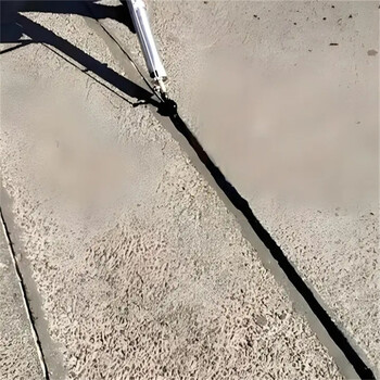 河南漯河自動填充縫隙密封膠生產(chǎn)廠家自流平密封膠形態(tài)：液體