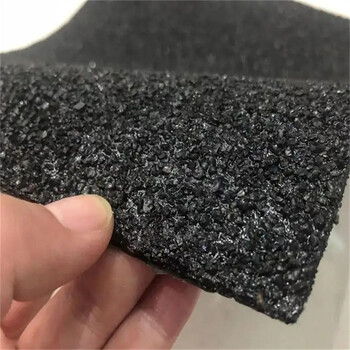 包頭瀝青路面網裂貼多少錢砂面網裂自粘型網裂貼