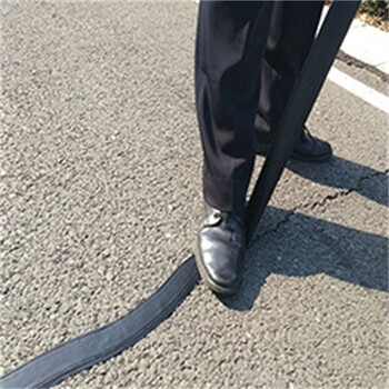 北京水泥路面自粘式壓縫帶報價施工簡單形狀：長方形