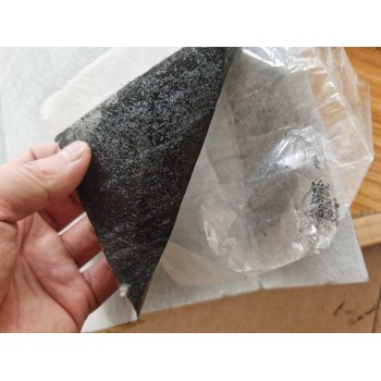 陜西玻纖復合加筋土工布廠家自粘聚酯玻纖布顏色：白色