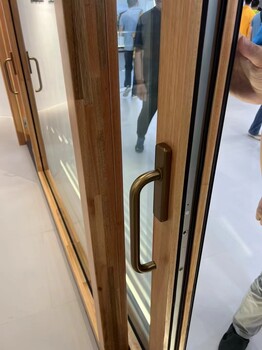 鋁木推拉門鋁木門窗廠家批發