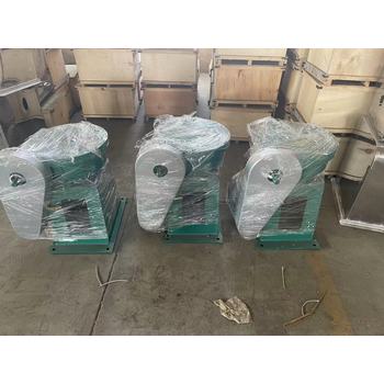 自貢90*90鑄鐵閘門-電動啟閉機(jī)