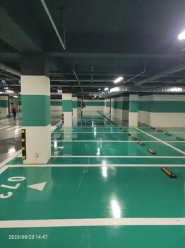 南京車庫(kù)劃線