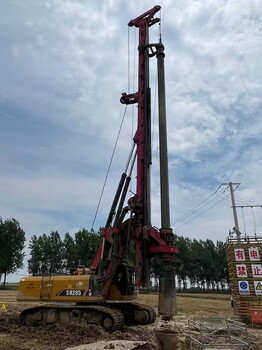 廣西方樁樁機(jī)旋挖機(jī)地基基礎(chǔ)工程施工