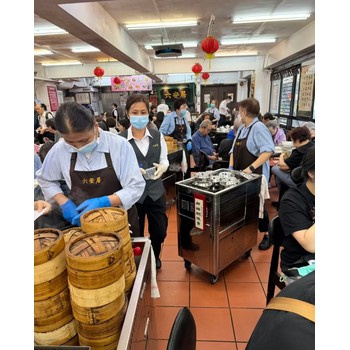 香港餐厅月薪两万招河南洛阳厨师洗碗工服务包吃住上六休一