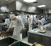 香港餐飲項目招北京延慶廚師鹵菜師傅洗碗工月入2到3萬包吃住