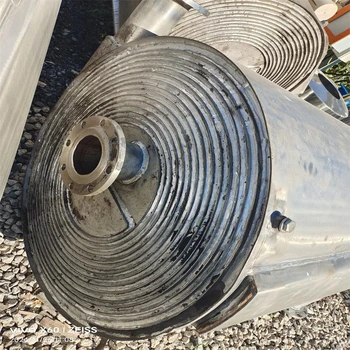 供應(yīng)二手304不銹鋼40平方螺旋板換熱器