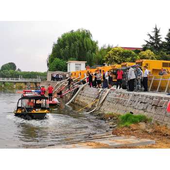 全地形水陆两栖车自带排水系统两栖车