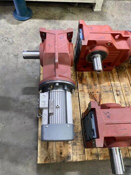 KF57R37DRS80M4臥式減速器T16-1-1-LR-0-B7減速電機