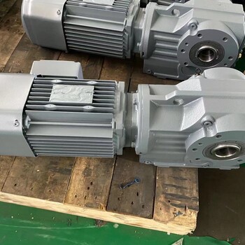 MC3PLHT05減速箱QY630-50-01減速電機