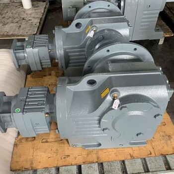 MC2REHF05臥式減速器RX77-Y5.5KW-3.08-M1減速電機(jī)