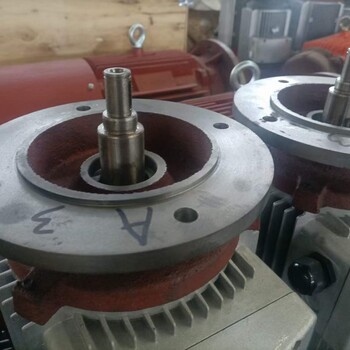 R37-YVP2.2KW-8.1M1臥式減速器FA157R97DT90S4減速電機(jī)