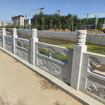 河道边草白玉石栏杆修建-市政河道石栏杆草白玉石雕护栏