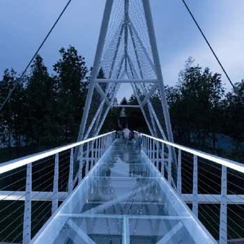 音乐节灯光秀灯饰亮化工程公司