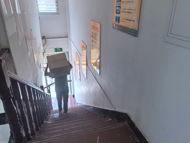 鸡泽县钢琴搬运什么价格邯郸搬家公司电话