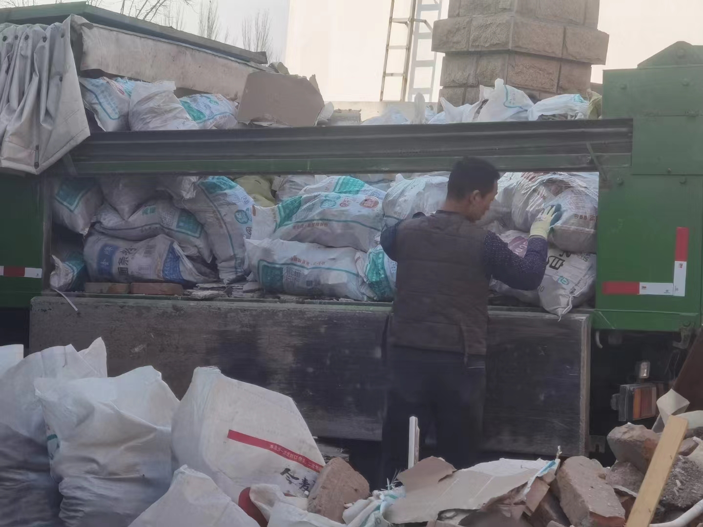 门头沟军庄镇家庭装修垃圾清运 社区垃圾清运 的运输车队