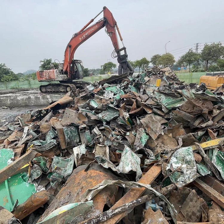深圳南山区工地活动板房回收附近商家，整厂厂房拆除回收