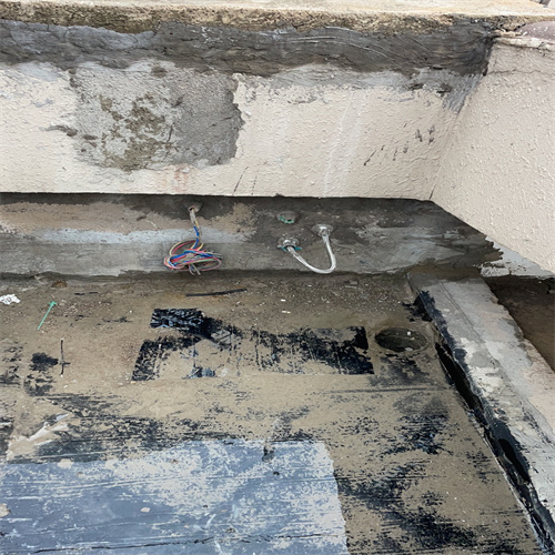 马山县屋顶天沟裂缝防水补漏_-房屋漏水检测公司