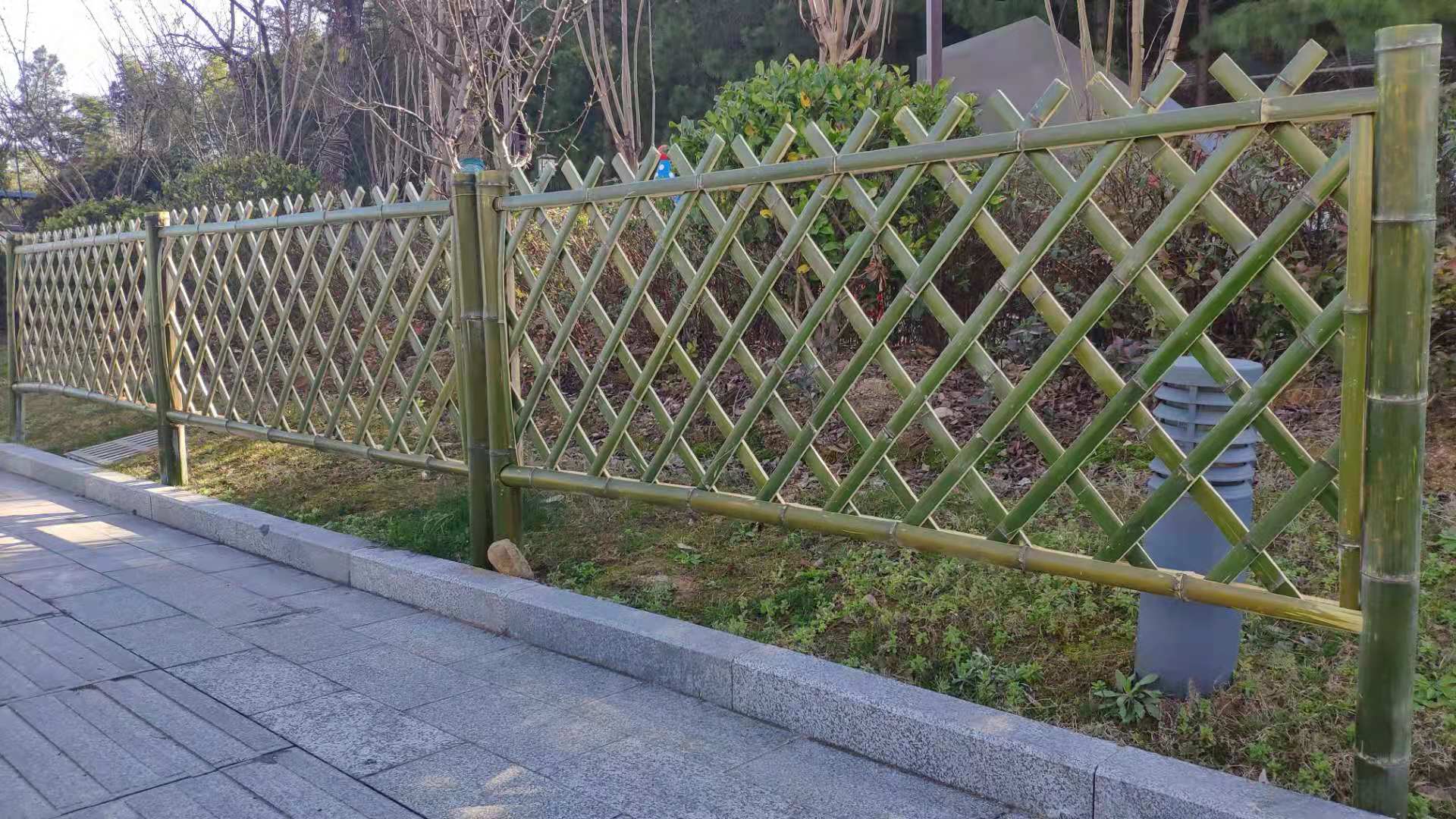 乐山 竹篱笆 竹片栏杆临沂临沭绿化护栏仿竹护栏