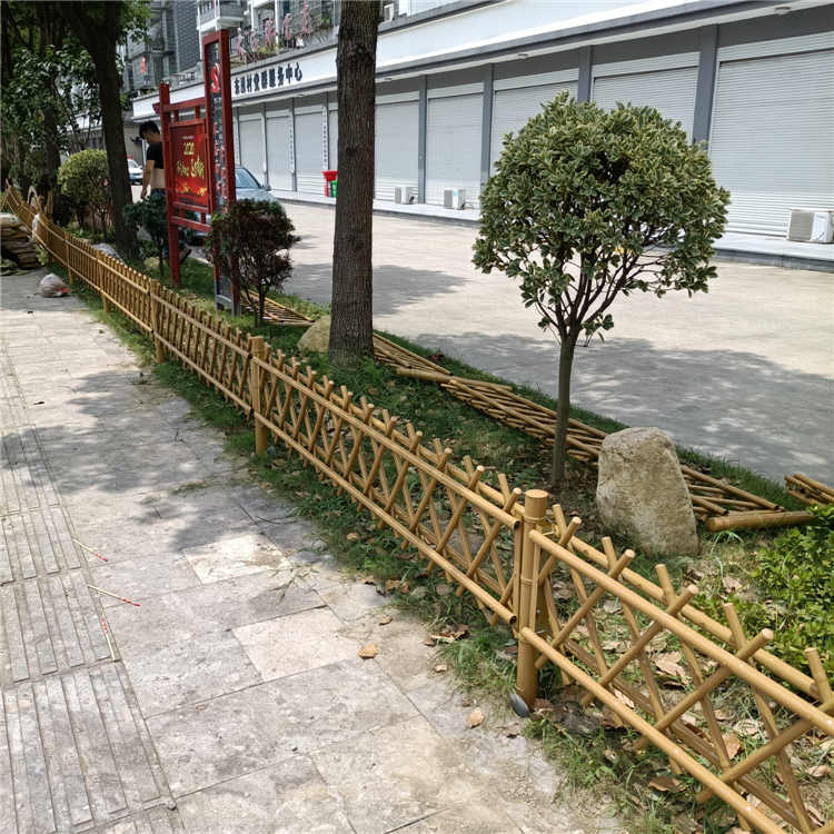 永州 竹篱笆 竹片围栏大同灵丘仿竹节护栏仿竹护栏