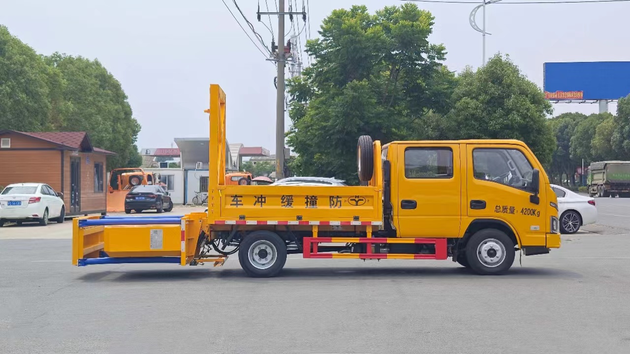 湖南长沙双排座防撞缓冲车