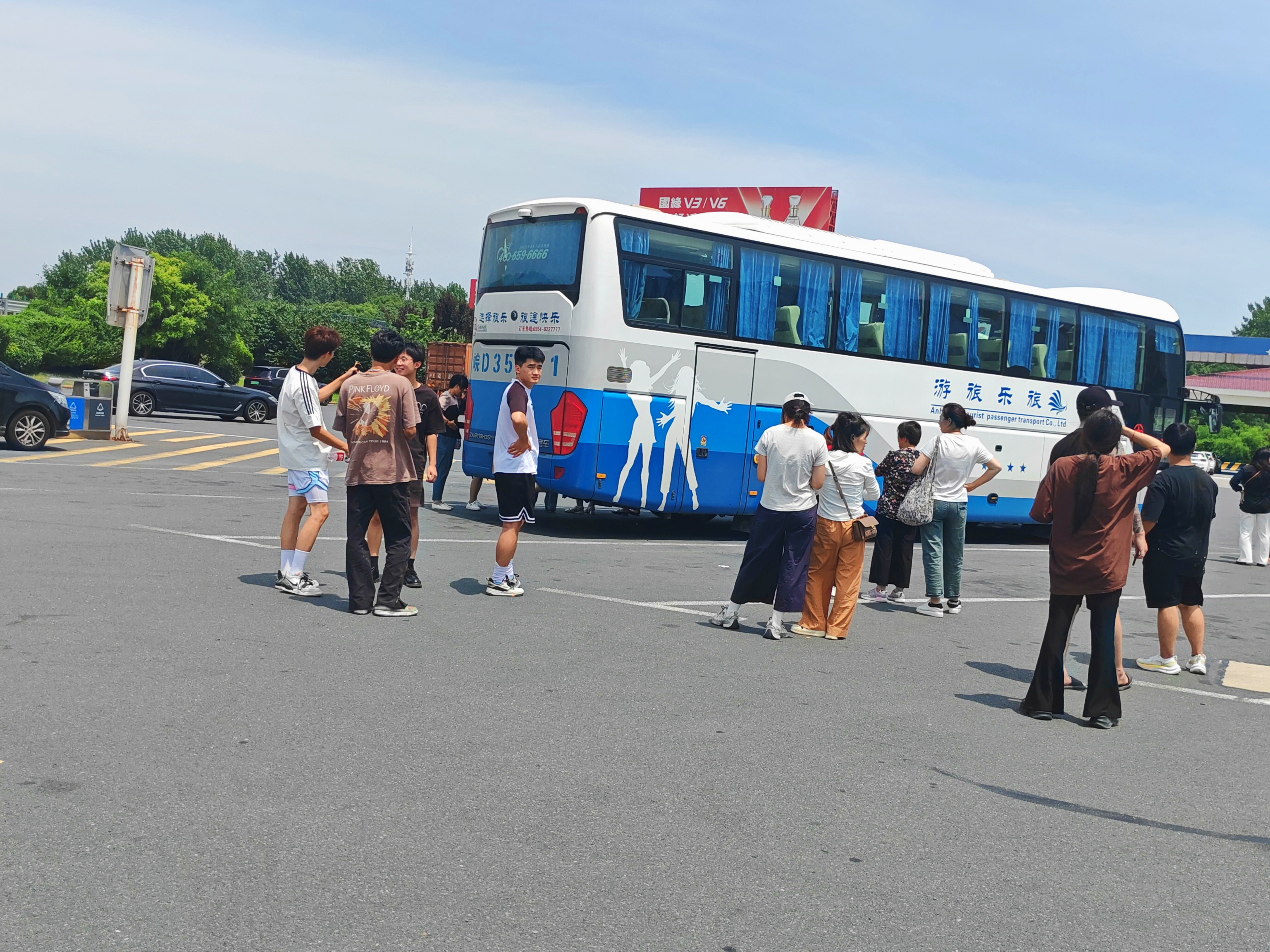 邯郸、邢台到靖江的大巴车