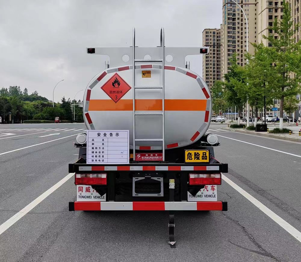 塔城5噸加油車包上戶價(jià)格