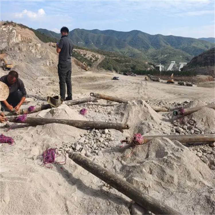 新疆昌吉二氧化碳气体爆破破碎岩石