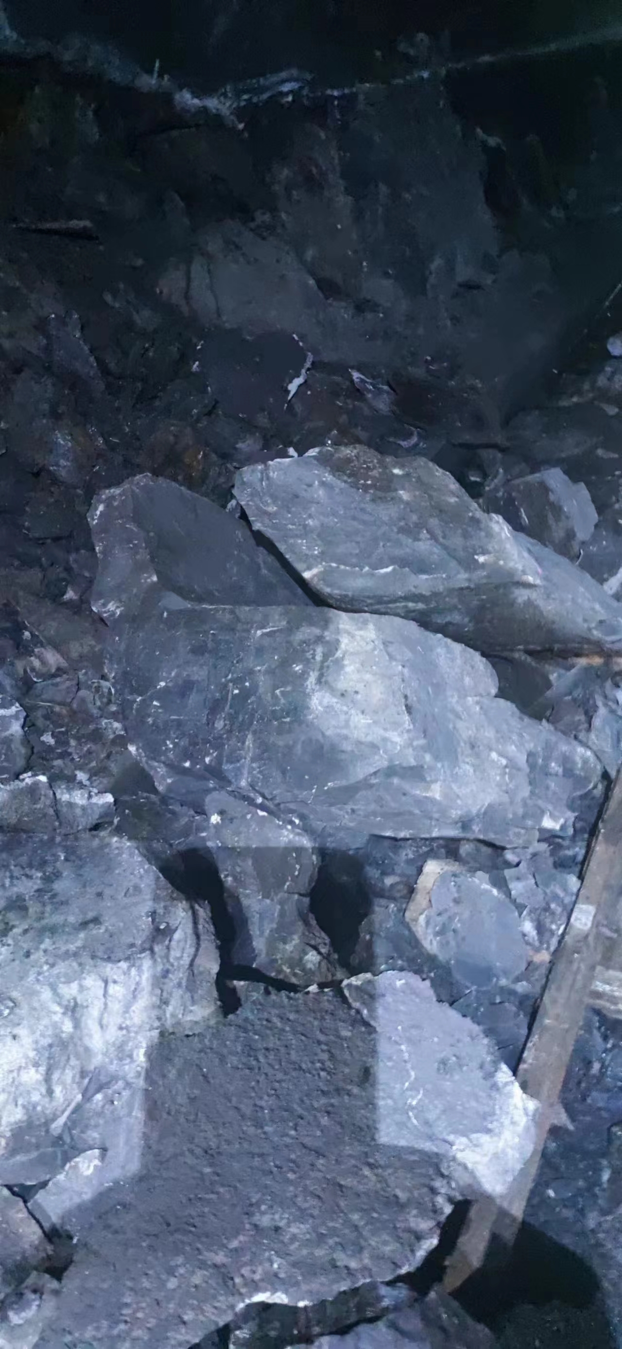 河北二氧化碳爆破煤矿顶板欲裂