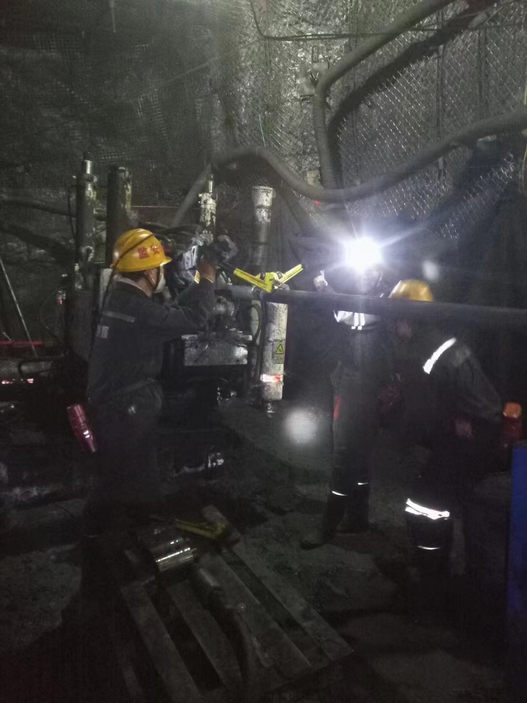 海南气体爆破隧道掘进技术培训
