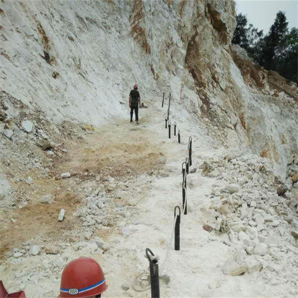 宁夏矿山岩石开采空气致裂设备型号