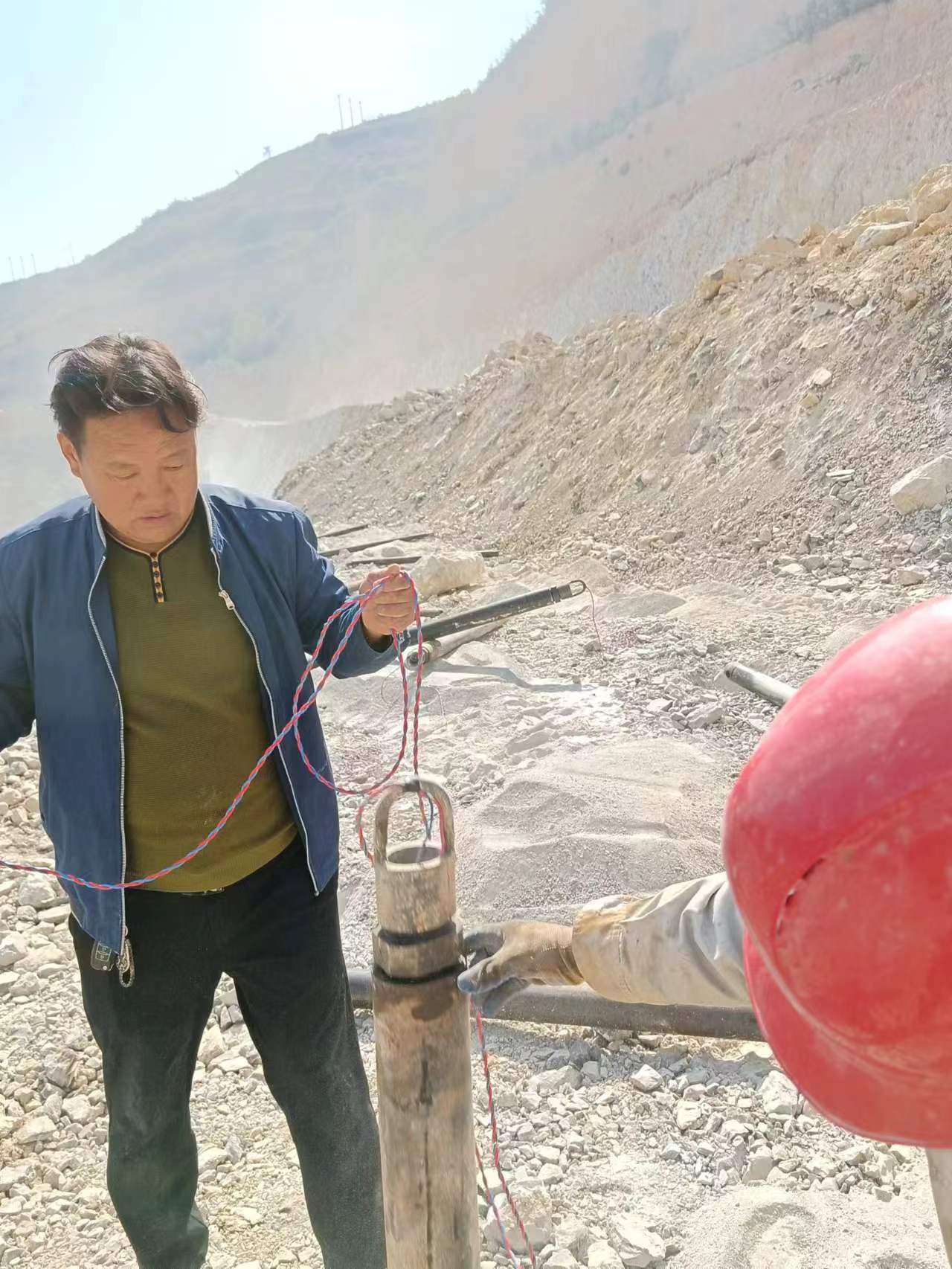 新疆石河子矿山隧道气体爆破设备教学