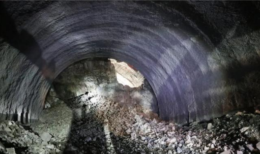 金山洞采隧道新工艺设备公司