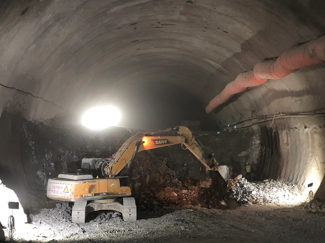 甘肃隧道开挖替代掘进机隧道井下压裂管