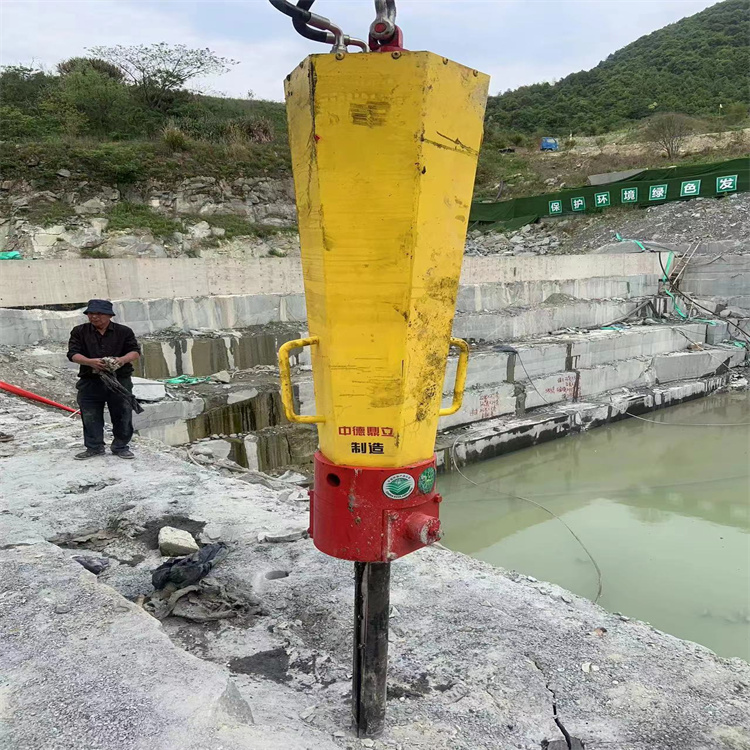 北京静态掘进施工设备液压劈裂棒设备咨询