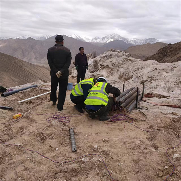 内蒙古巴彦淖尔气体冲击破碎岩石设备教学