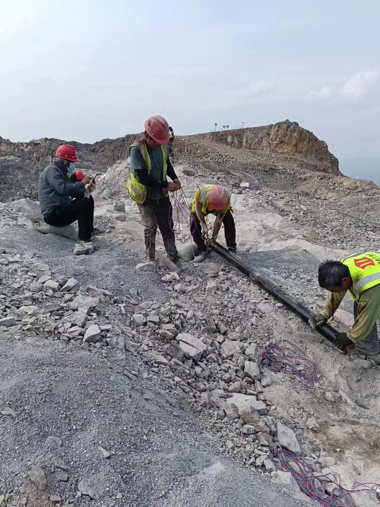 吐鲁番煤矿瓦斯抽采空气爆破新型矿山设备电话