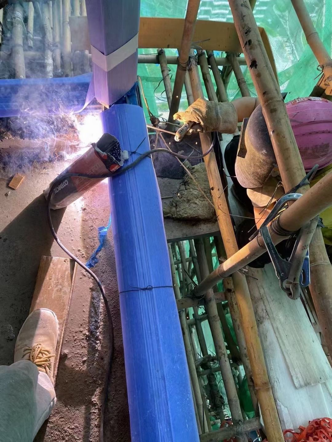 江苏扬州出国劳务公司招瓦工.电焊工英国-比利时