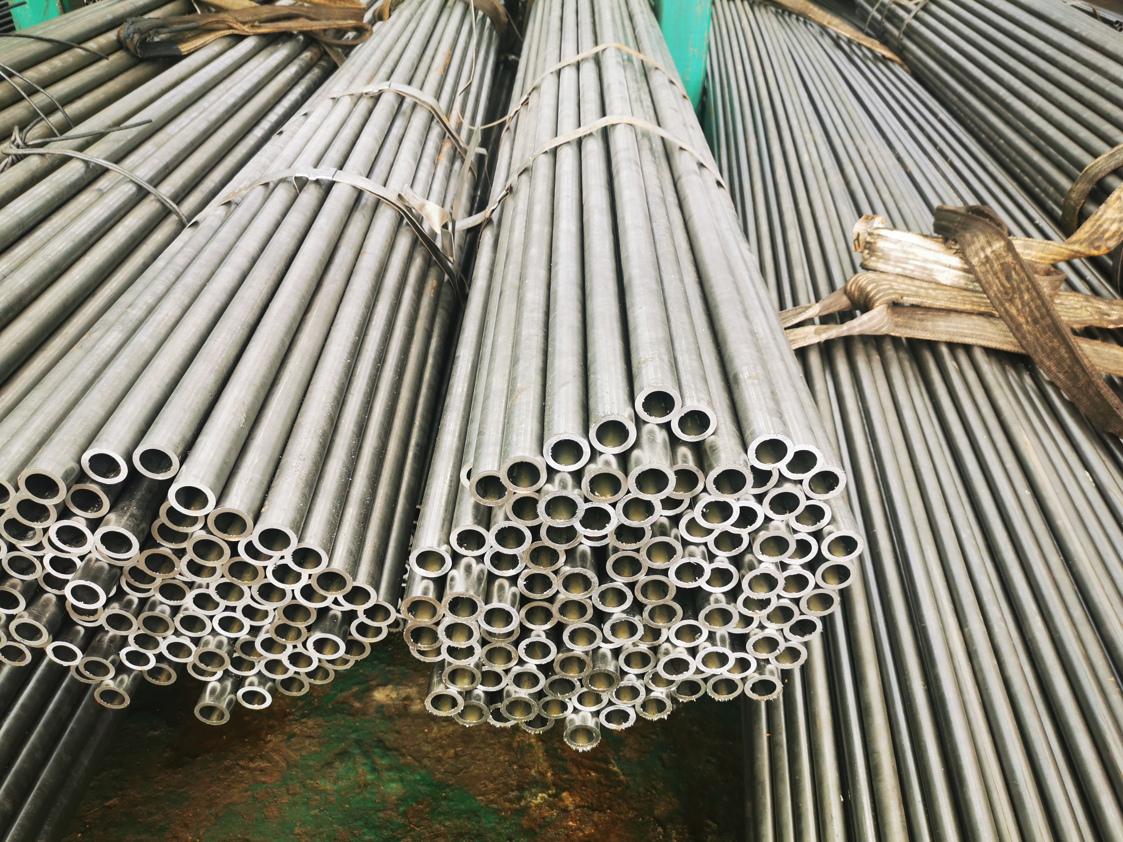 精密厚壁钢管批发 157x5.5冷轧精密管厂家