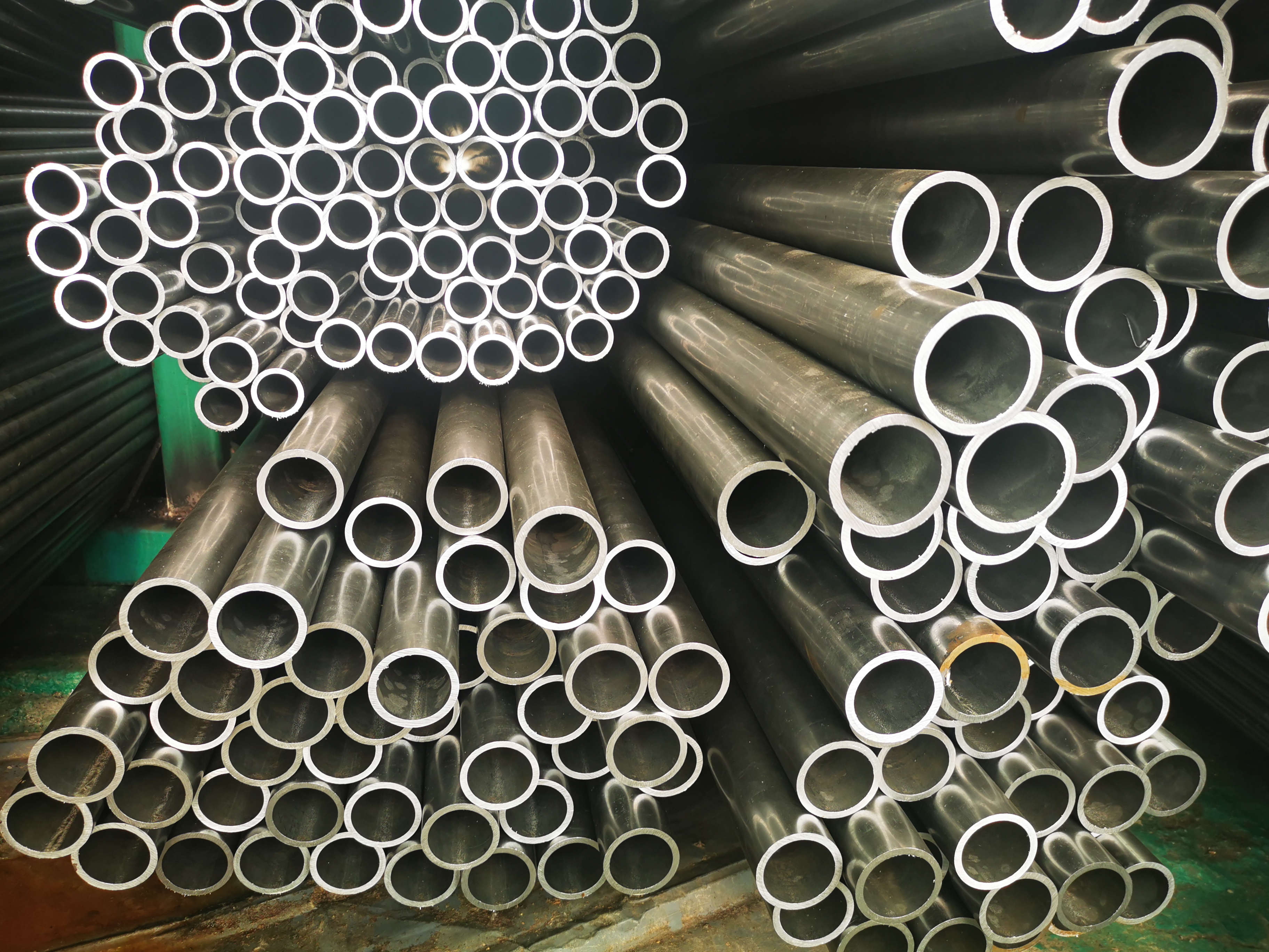精密钢管价格厂家生产 164x14薄壁精密管厂家