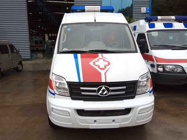 鄢陵县跨省120救护车预约服务危重病人转院救护车