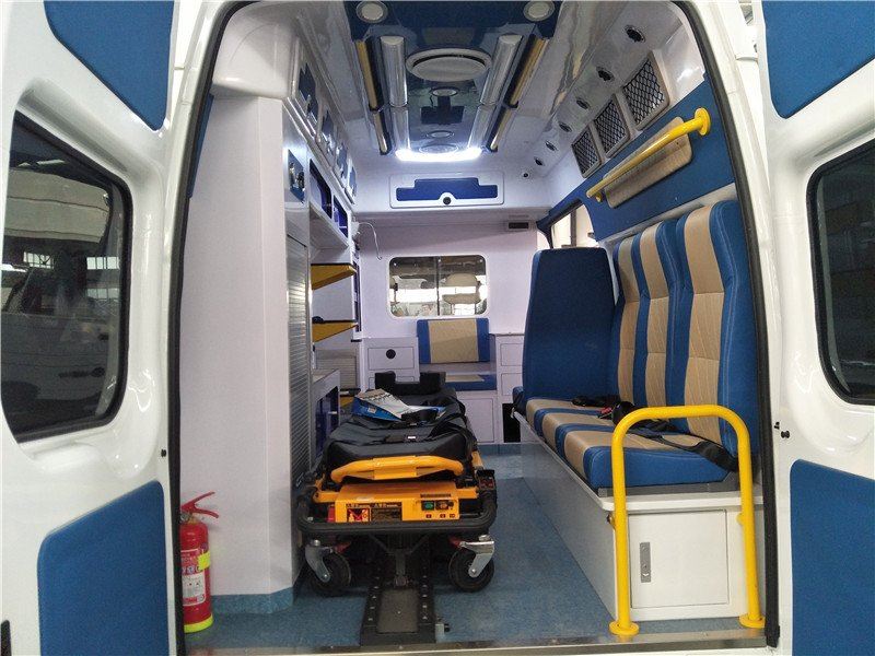济南救护车服务跨省转运病人 全国就近派车