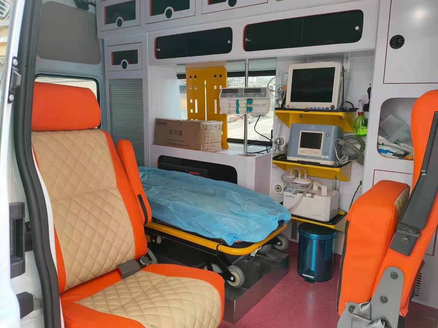 乌鲁木齐救护车服务市区转院接送，全国连锁，24小时服务