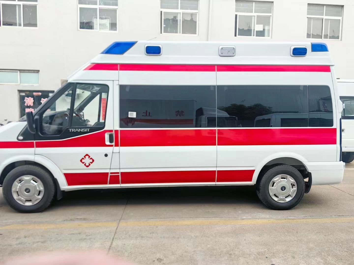 新生儿救护车出租-跨省接送病人出院-急救车派车接送青海