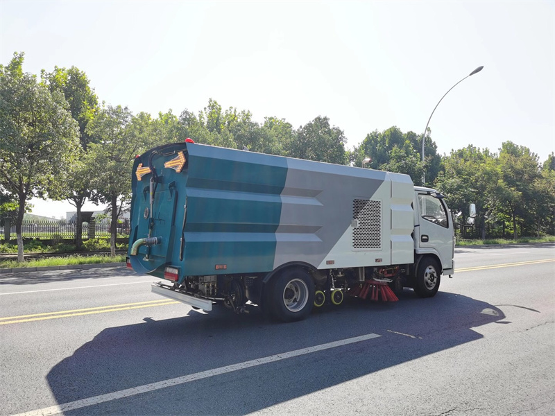 天津道路清洗扫路车车辆清洗平台规格