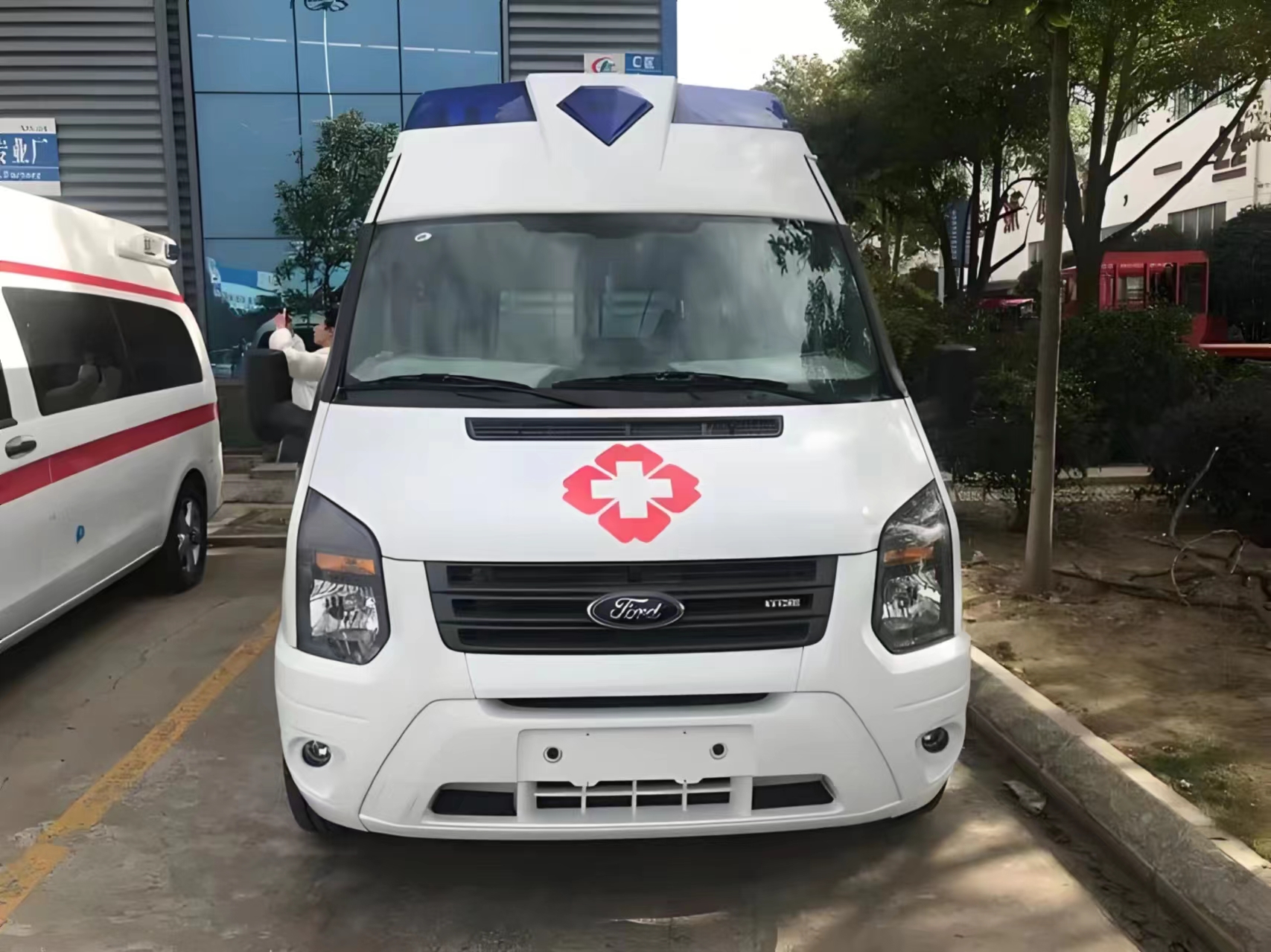亳州长途救护车出租-120救护车转运-费用透明