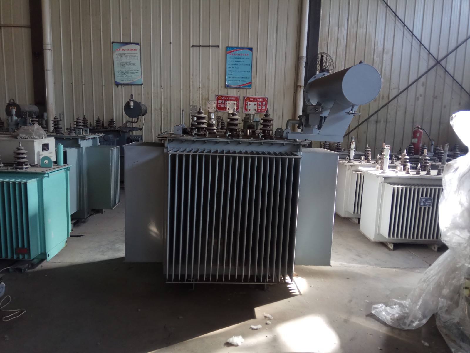 番禺区废旧变压器回收-箱式变压器回收-630千瓦变压器回收