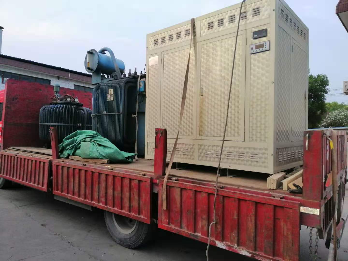 惠州各地回收废旧变压器-铜芯变压器回收-1600千瓦变压器回收